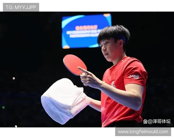 王楚钦与F勒布伦赛场对决惺惺相惜